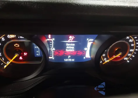 2025 Jeep Wrangler 4-Door Summit 4X4 из США, поврежденный, VIN 1C4PJXDNXSW503061